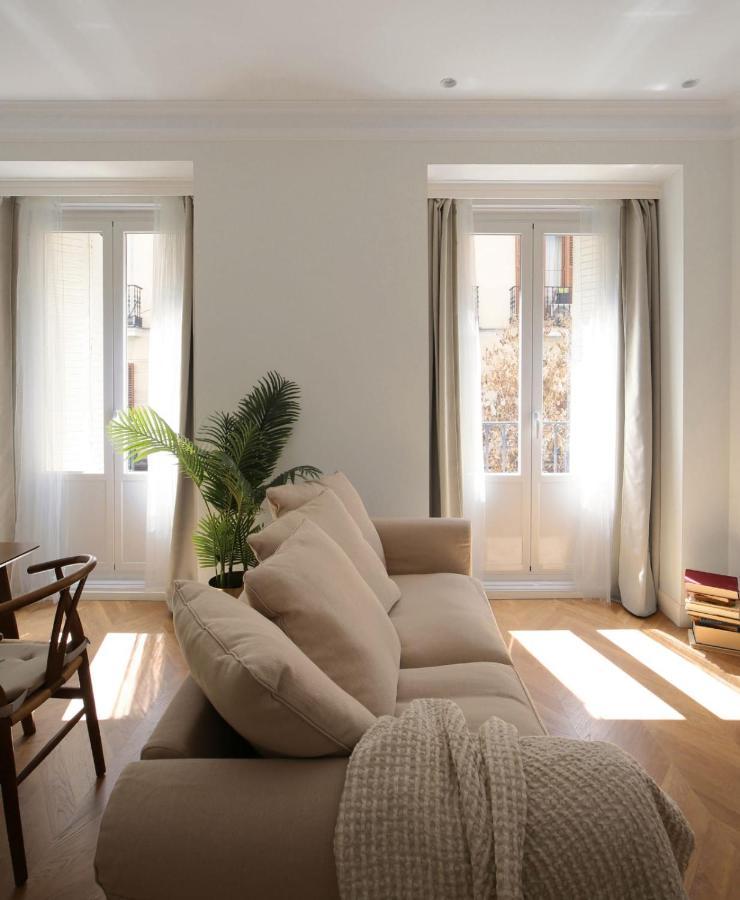 Deluxe Apartment Near Gran Via Мадрид Экстерьер фото
