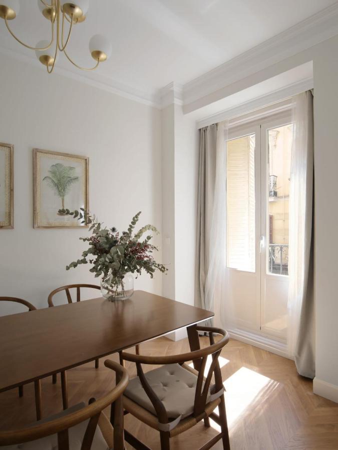Deluxe Apartment Near Gran Via Мадрид Экстерьер фото